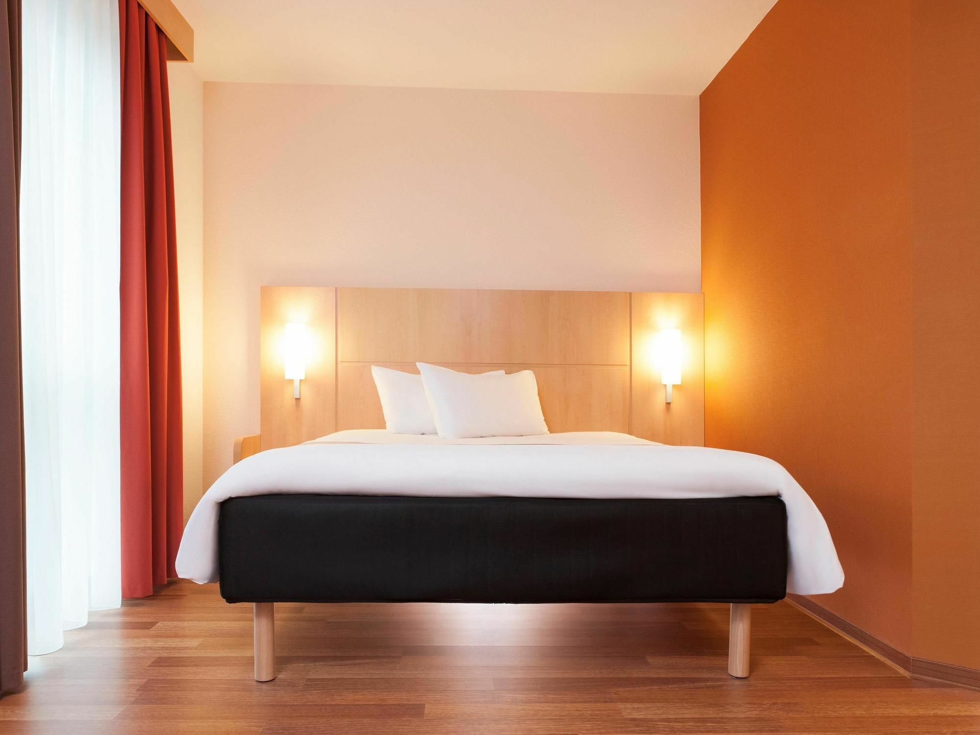 Ibis Konstanz Hotel Exterior photo